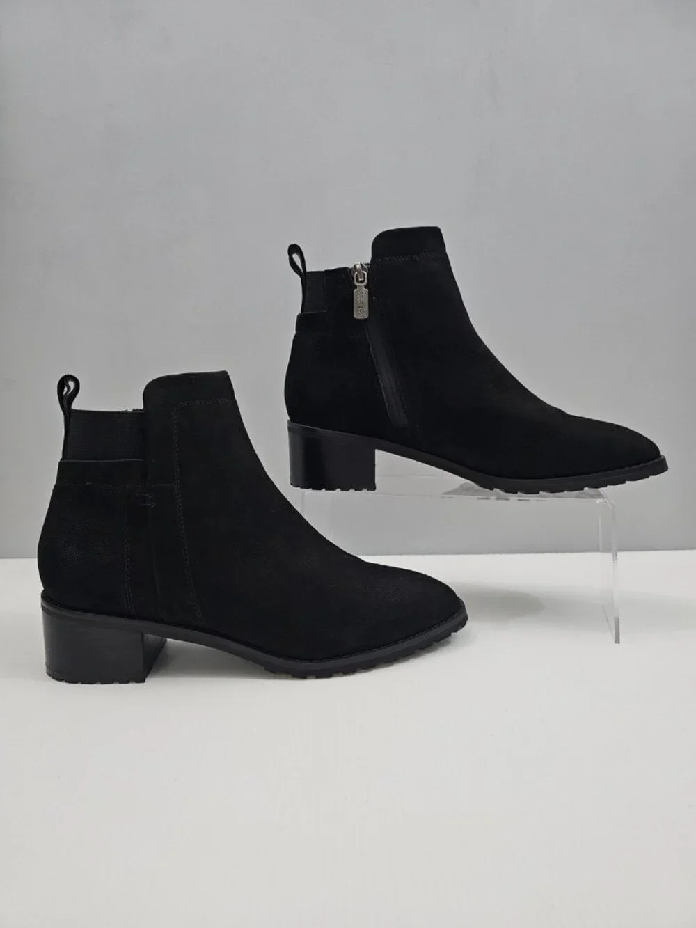 Blondo Shyne Waterproof Ankle Boot Womens 9.5 Black Nubuck Lug Sole Comfort NEW